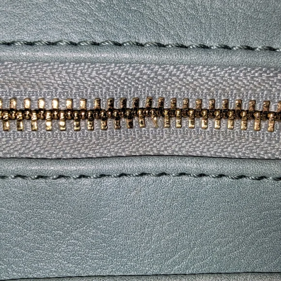 Jen and Co Backpack Handbag Combo - Picture 4 of 14